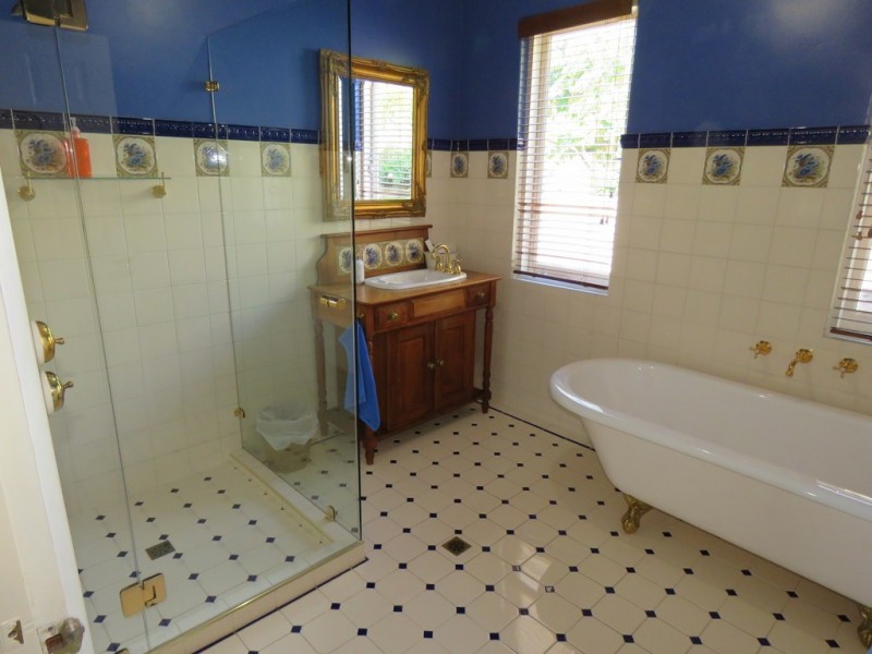 22 Bradbury Way, Samson WA 6163