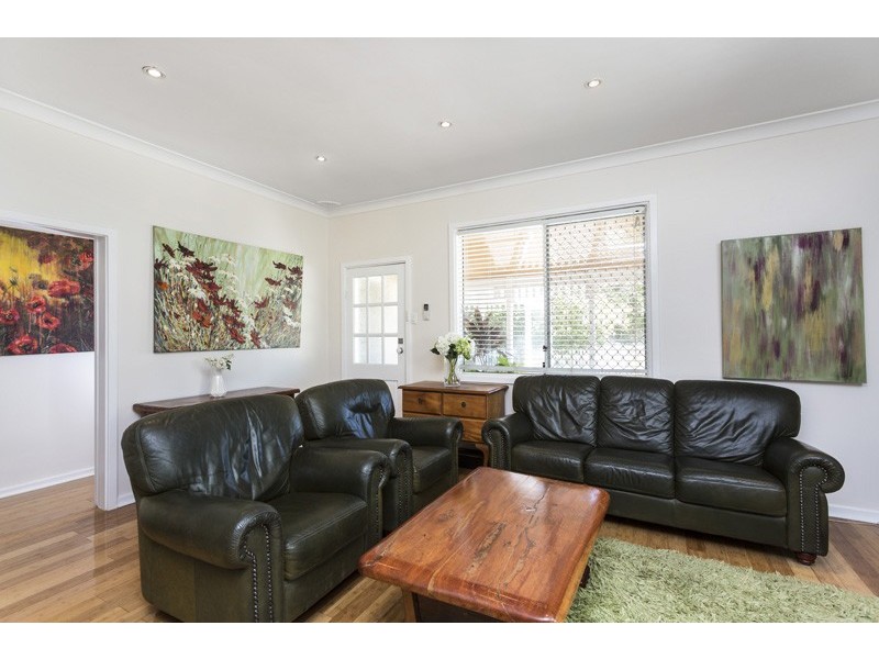 17 Dunford Street, Willagee WA 6156