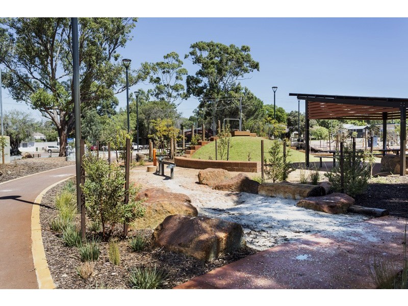 17 Dunford Street, Willagee WA 6156