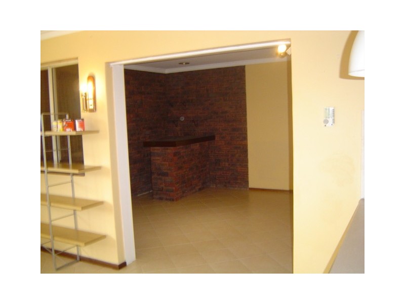 4 COPPERWAITE ROAD, Kardinya WA 6163