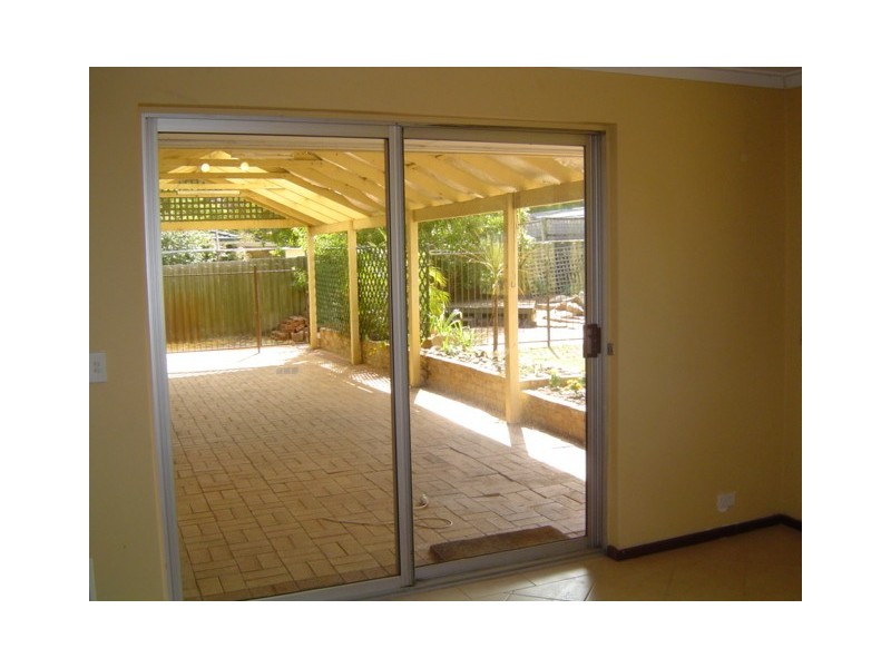 4 COPPERWAITE ROAD, Kardinya WA 6163