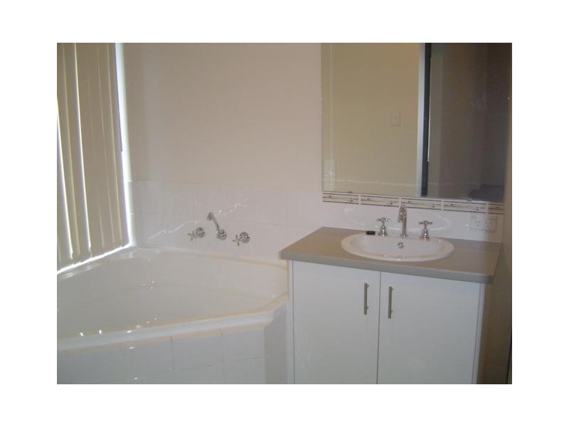 11A New England Vista, Aubin Grove WA 6164