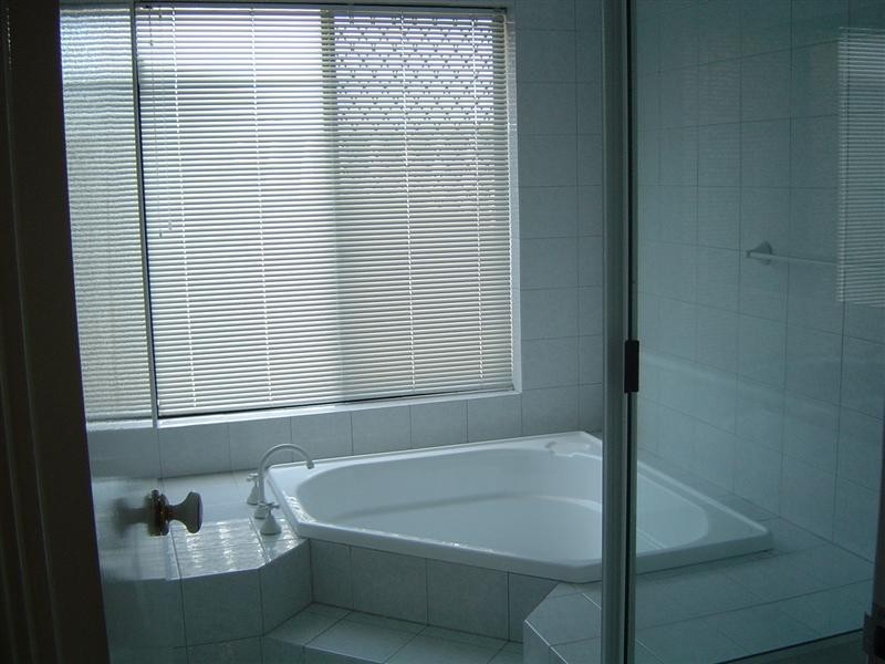 4 Dumas Close, Winthrop WA 6150