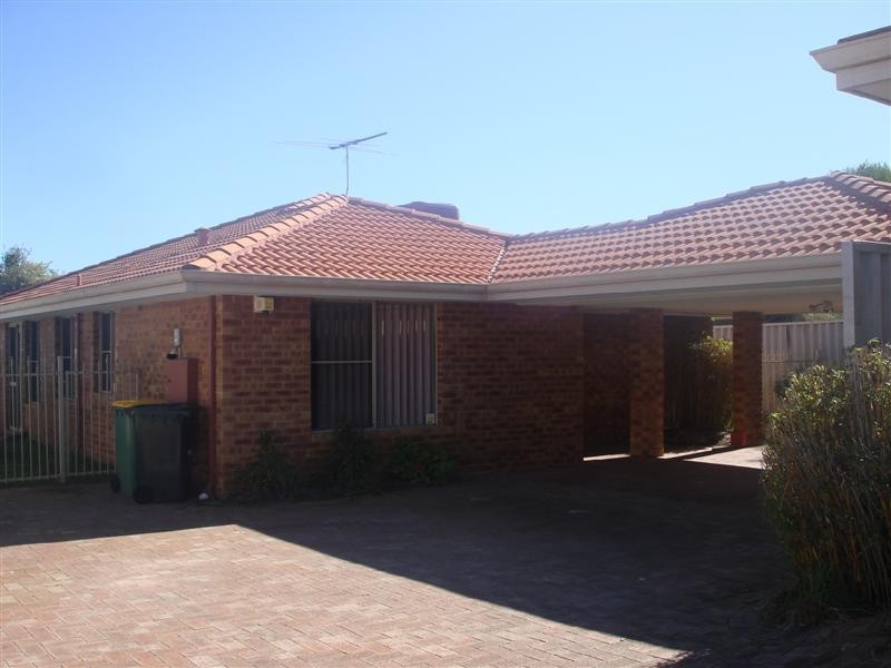 27 Burdett Retreat, Murdoch WA 6150