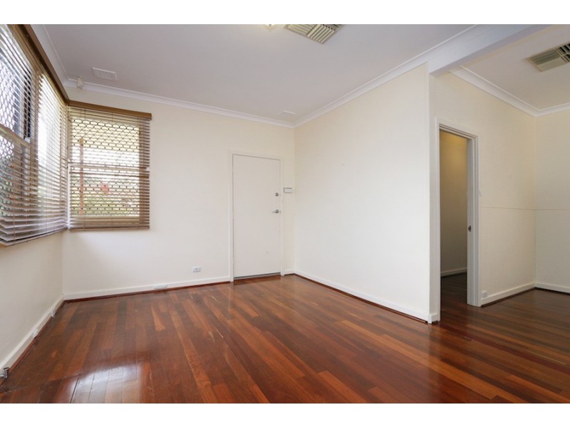 17 Cordelia Avenue, Coolbellup WA 6163