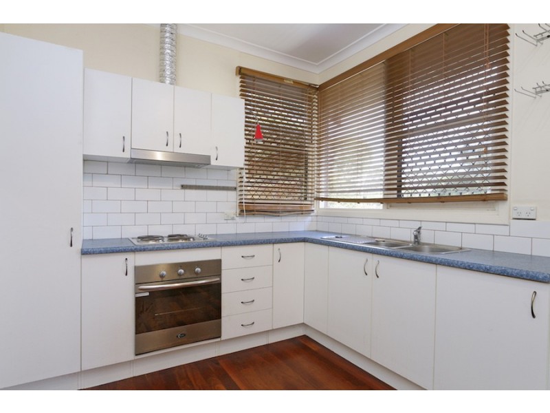 17 Cordelia Avenue, Coolbellup WA 6163