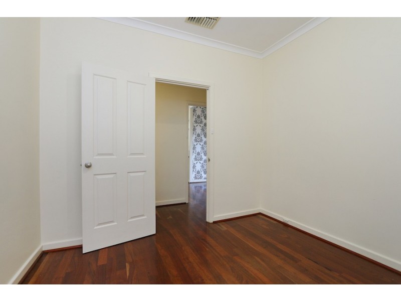 17 Cordelia Avenue, Coolbellup WA 6163