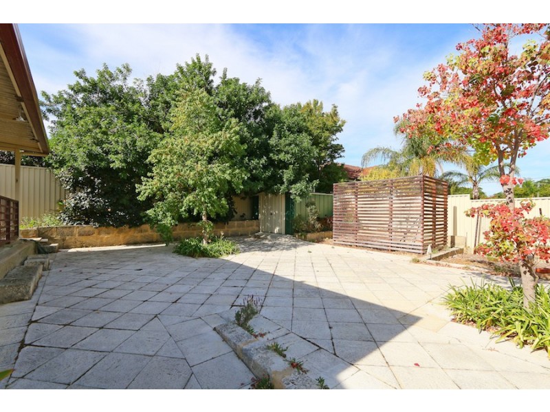 17 Cordelia Avenue, Coolbellup WA 6163