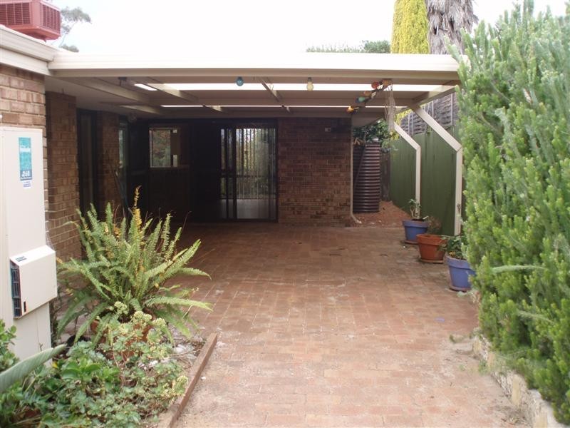 1 Arnold Crescent, Kardinya WA 6163