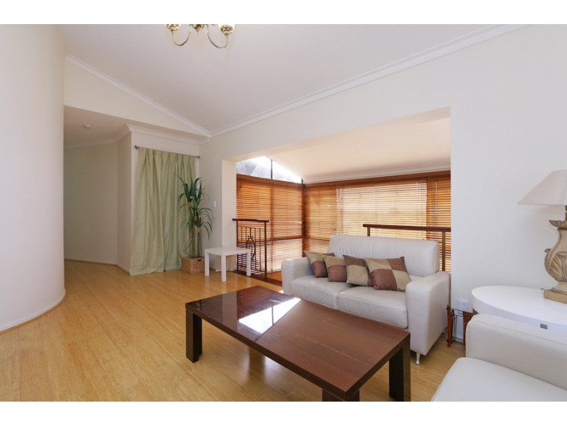 28 Cameron Way, Kardinya WA 6163