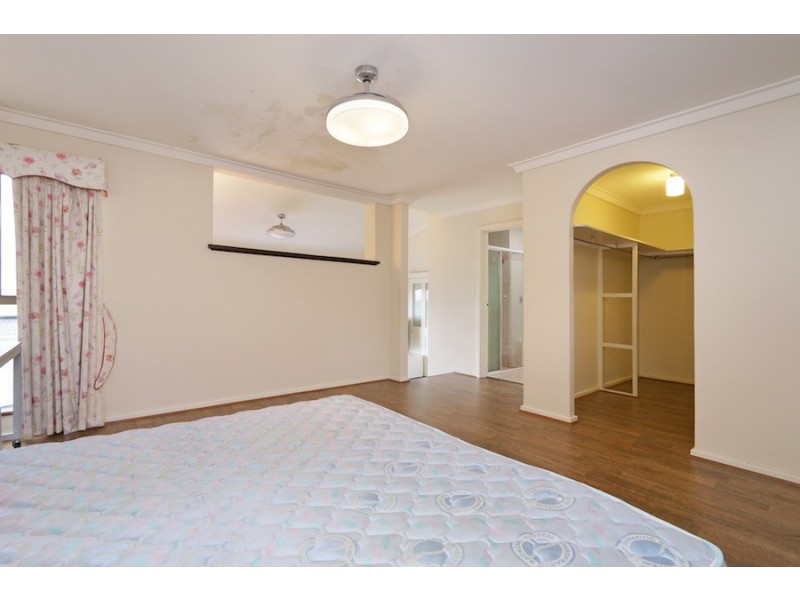 28 Cameron Way, Kardinya WA 6163
