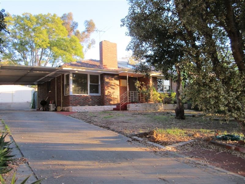 9 Capulet Street, Coolbellup WA 6163