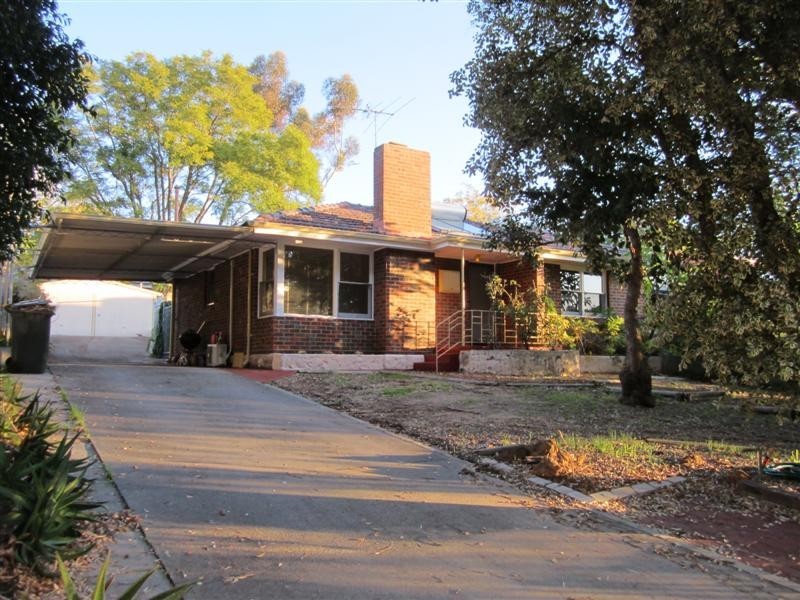 9 Capulet Street, Coolbellup WA 6163