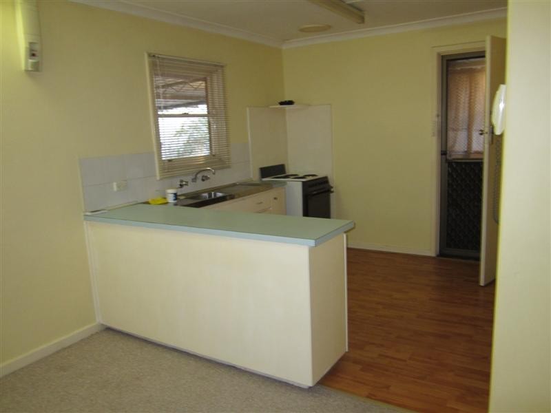 9 Capulet Street, Coolbellup WA 6163