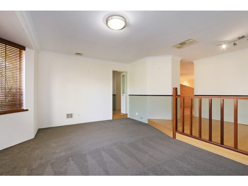 3 Meadow Close, Kardinya WA 6163
