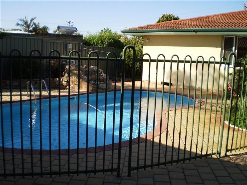 5 FLINDERS CRESCENT, Bull Creek WA 6149