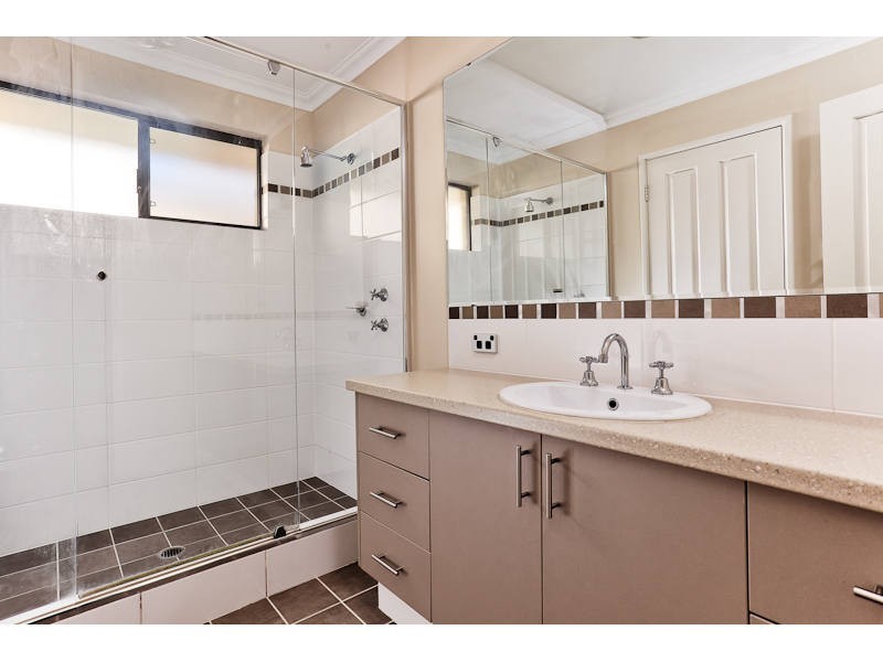 19 Whittaker Turn, Piara Waters WA 6112