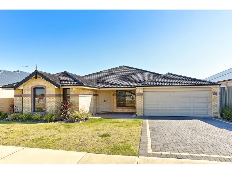 19 Whittaker Turn, Piara Waters WA 6112