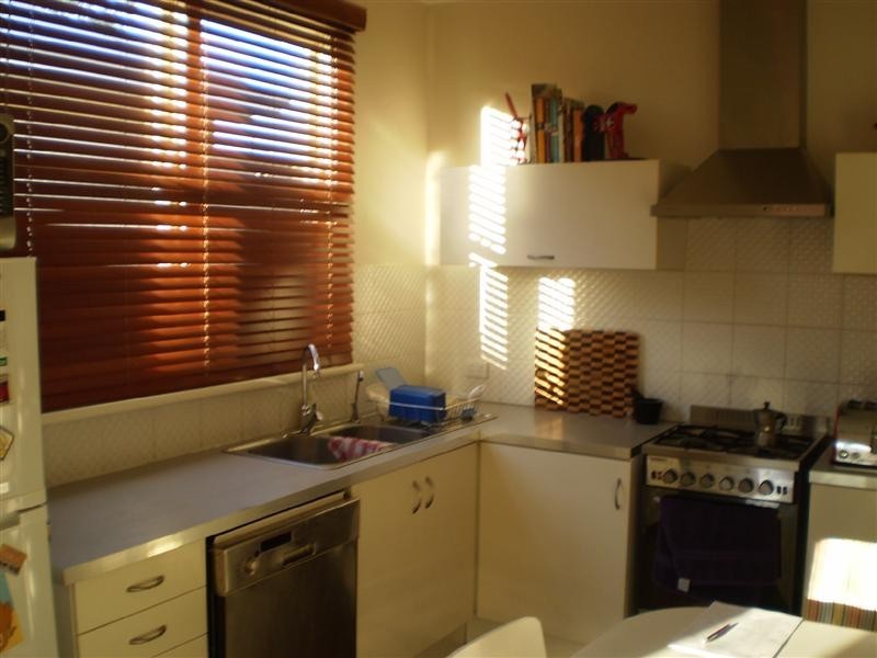 6 HOOD STREET, Hamilton Hill WA 6163