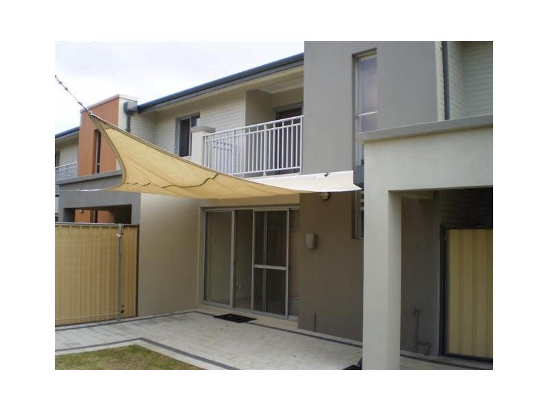 4/10 RINALDO PLACE, Coolbellup WA 6163