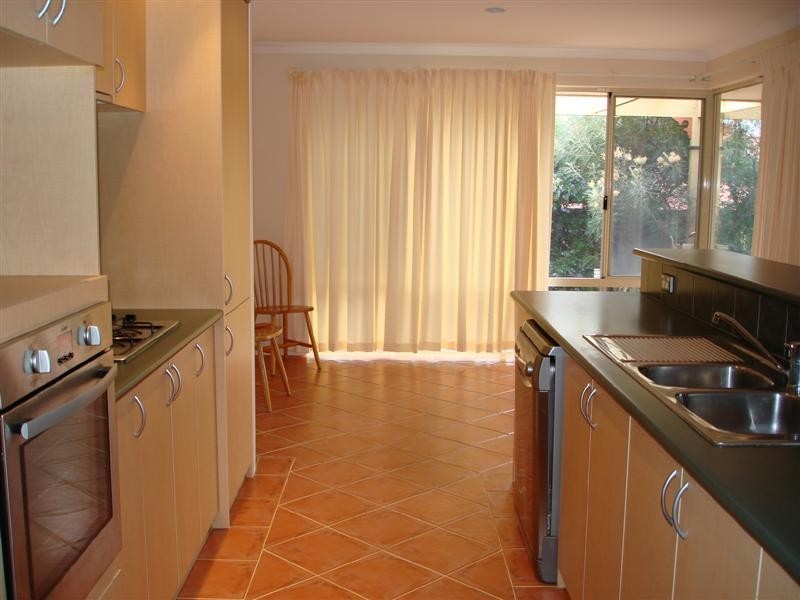 17 Blueridge Crest, Bibra Lake WA 6163