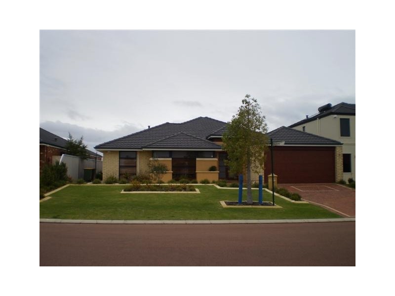 5 Dennis Way, Canning Vale WA 6155