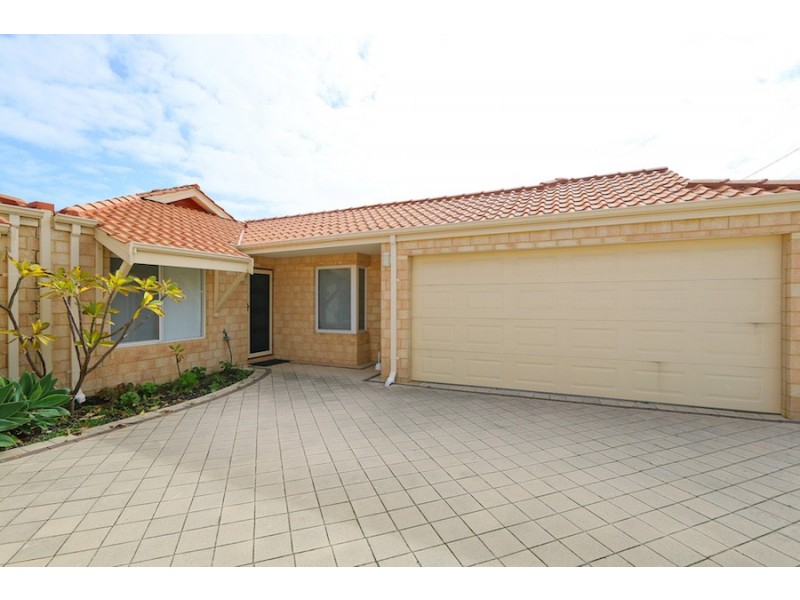 93A Gilbertson Road, Kardinya WA 6163