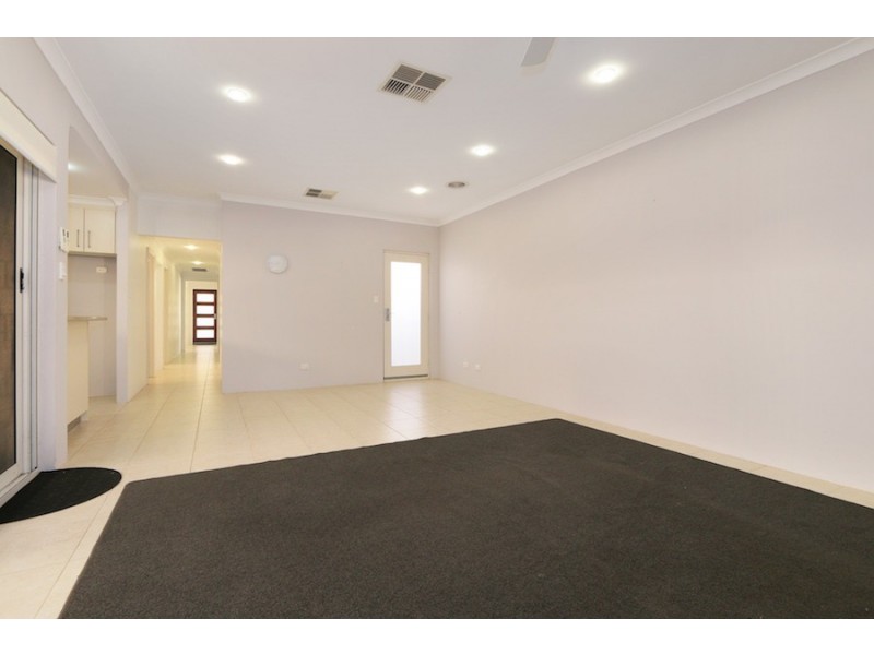 93A Gilbertson Road, Kardinya WA 6163