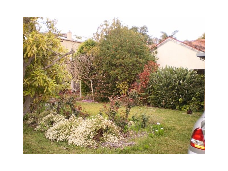 5 FLANAGAN ROAD, Applecross WA 6153