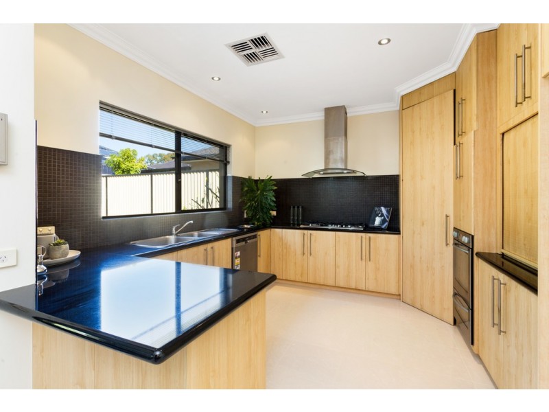 31 Noalimba Crescent, Bateman WA 6150