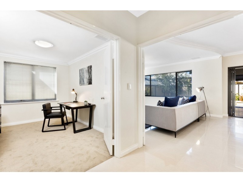 31 Noalimba Crescent, Bateman WA 6150