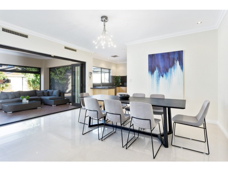 31 Noalimba Crescent, Bateman WA 6150