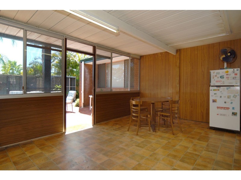 35 Dalston Cr, Kardinya WA 6163