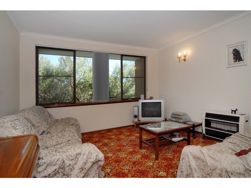 35 Dalston Cr, Kardinya WA 6163