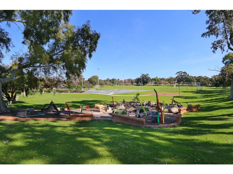 3 Steel Street, Willagee WA 6156