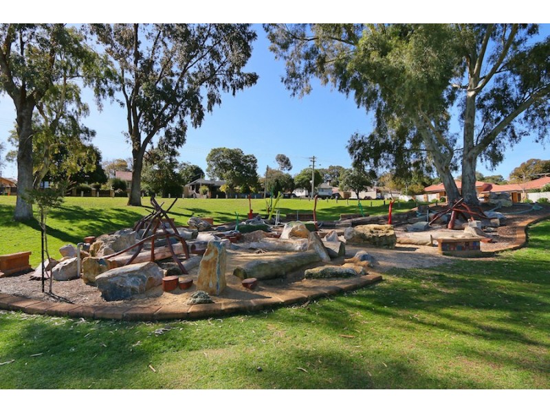 3 Steel Street, Willagee WA 6156