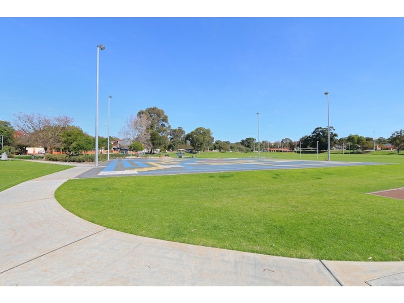 3 Steel Street, Willagee WA 6156