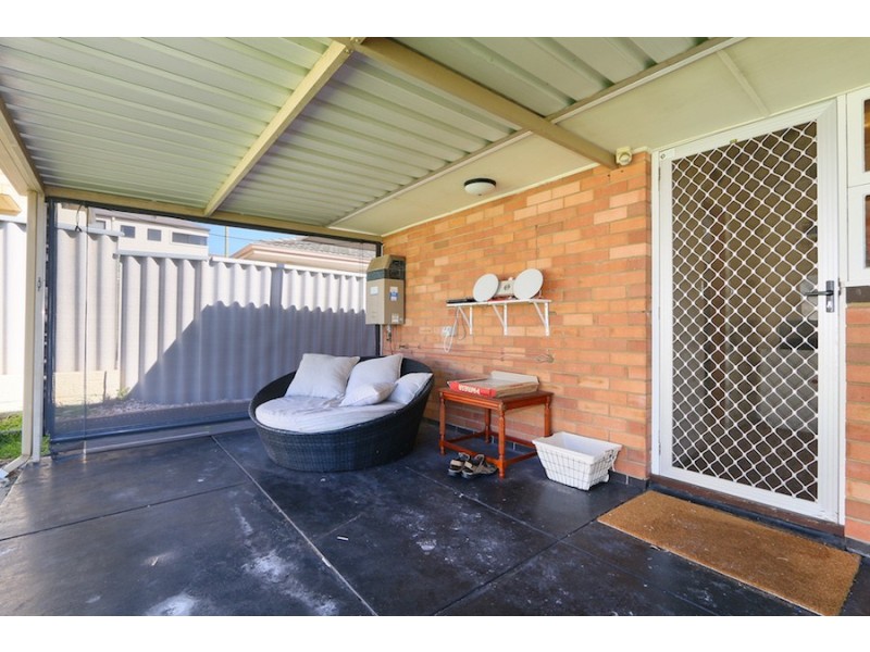 8 Burney Court, Kardinya WA 6163