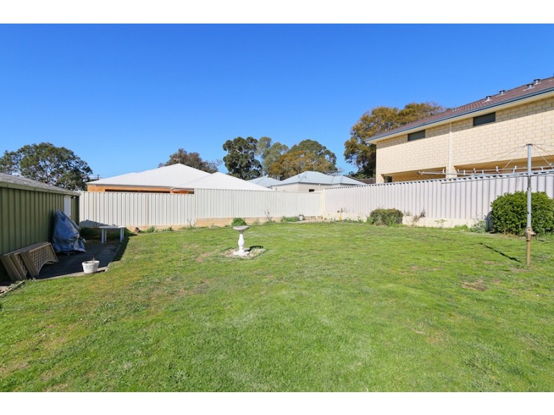 8 Burney Court, Kardinya WA 6163