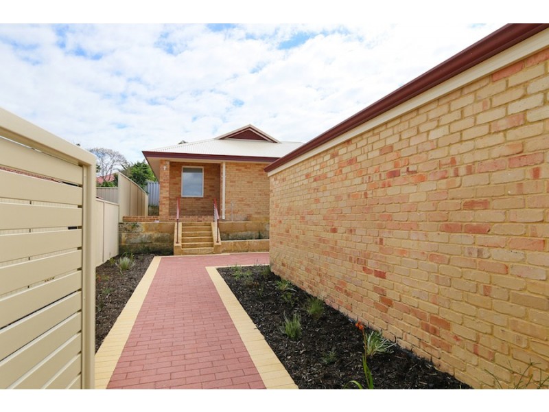 5 De Passey Lane, Willagee WA 6156