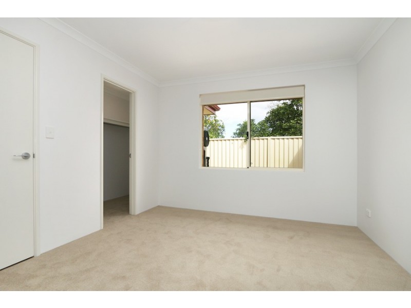 5 De Passey Lane, Willagee WA 6156