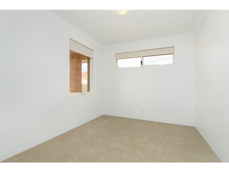 5 De Passey Lane, Willagee WA 6156