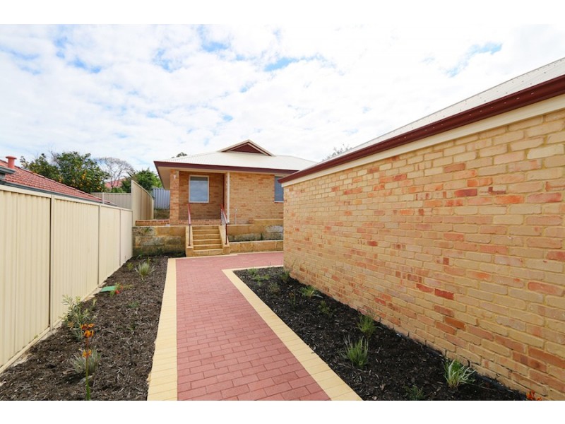 5 De Passey Lane, Willagee WA 6156