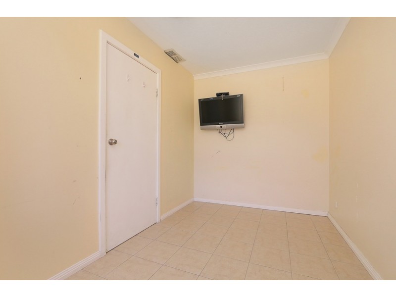 43 Almurta Way, Nollamara WA 6061