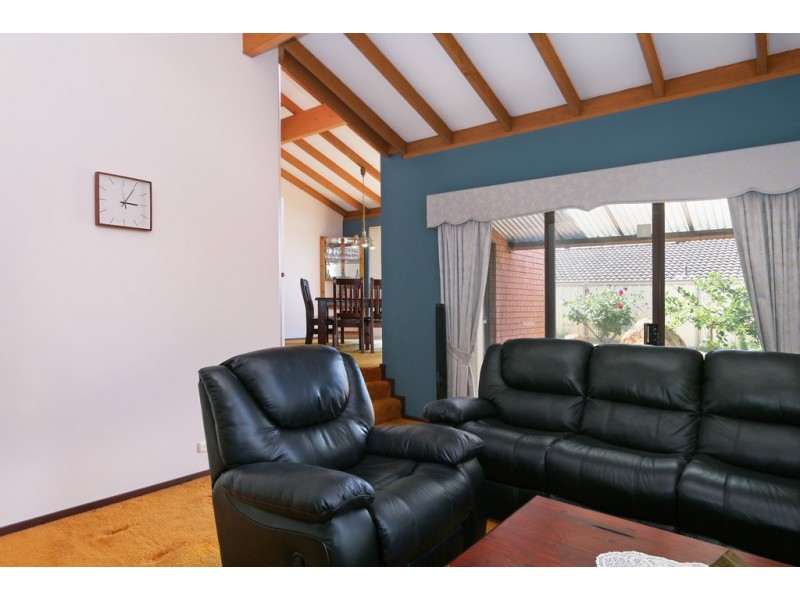 22 Chancery Lane, Alexander Heights WA 6064