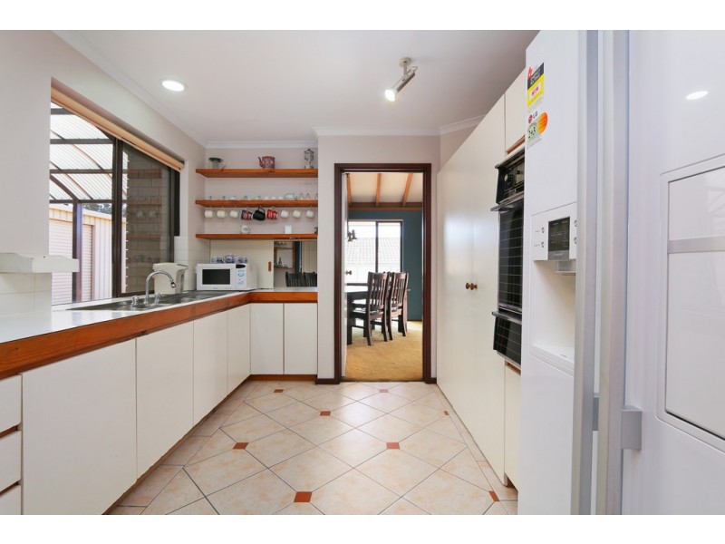 22 Chancery Lane, Alexander Heights WA 6064