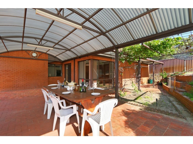 22 Chancery Lane, Alexander Heights WA 6064