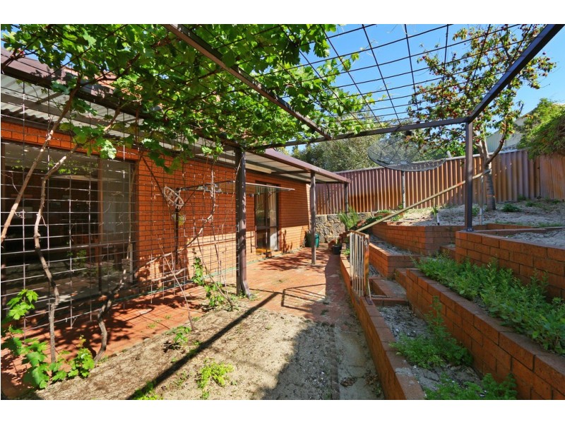 22 Chancery Lane, Alexander Heights WA 6064