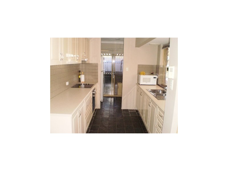 3 BUNDY COURT, South Lake WA 6164