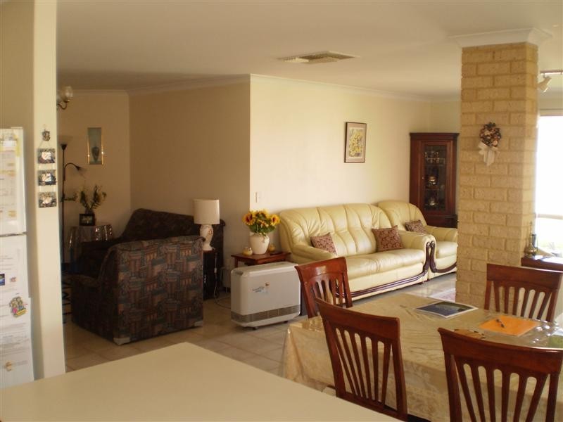 14 Exley Close, Kardinya WA 6163